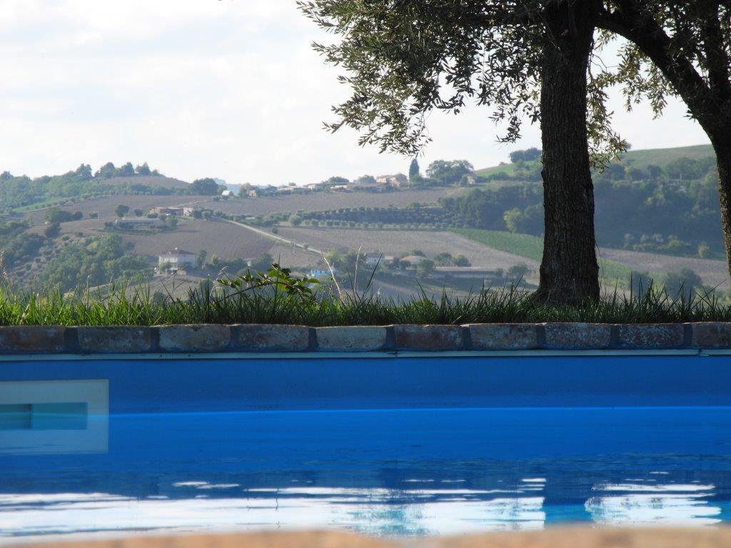 Agriturismo Eschito Hotel Montottone Luaran gambar